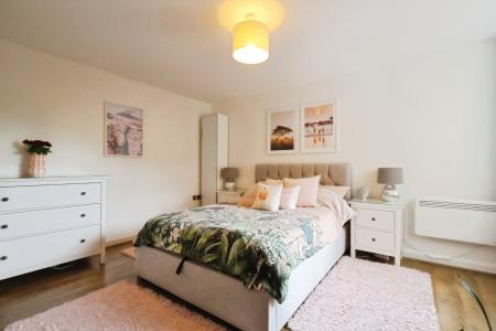 1 bedroom Flat for sale in William Ransom Way, Hitchin