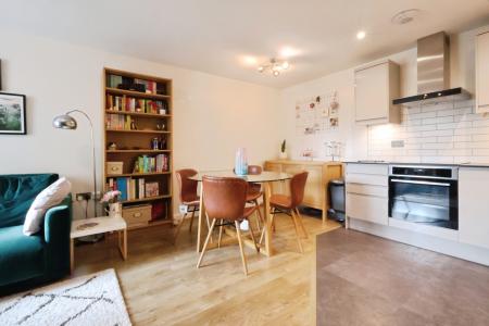 1 bedroom Flat for sale in William Ransom Way, Hitchin