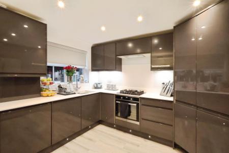 4 bedroom Semi-detached house for sale in Mendip Way, Stevenage