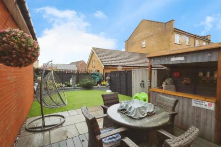 4 bedroom Semi-detached house for sale in Mendip Way, Stevenage