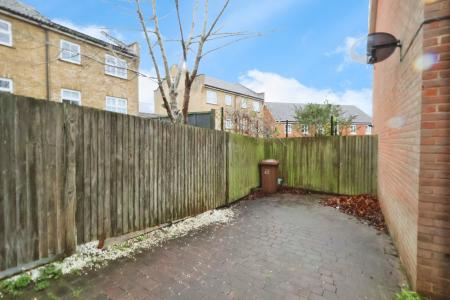 4 bedroom Semi-detached house for sale in Mendip Way, Stevenage