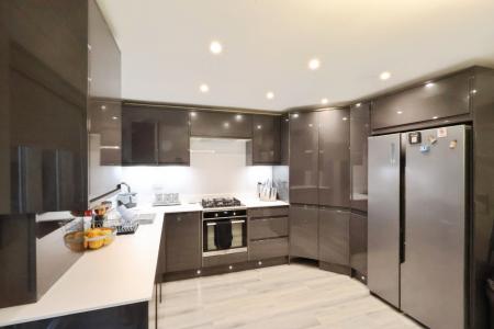 4 bedroom Semi-detached house for sale in Mendip Way, Stevenage