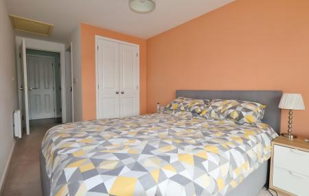 2 bedroom Flat for sale in Watersmeet, Grove Road, Hitchin