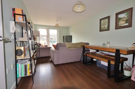 2 bedroom Flat for sale in Watersmeet, Grove Road, Hitchin