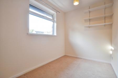 4 bedroom Detached house to let in Campbell Close, Hitchin, SG4