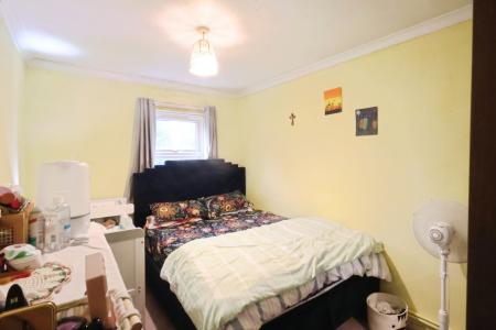 2 bedroom Flat for sale in Baron Court, Stevenage