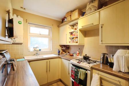 2 bedroom Flat for sale in Baron Court, Stevenage
