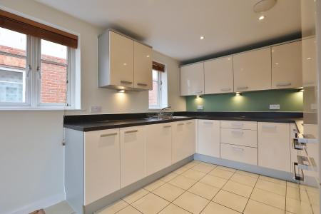 2 bedroom Flat for sale in Peppermint Road, Hitchin