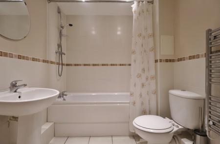 2 bedroom Flat for sale in Peppermint Road, Hitchin