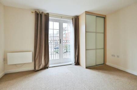 2 bedroom Flat for sale in Peppermint Road, Hitchin