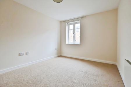 2 bedroom Flat for sale in Peppermint Road, Hitchin