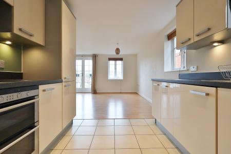 2 bedroom Flat for sale in Peppermint Road, Hitchin