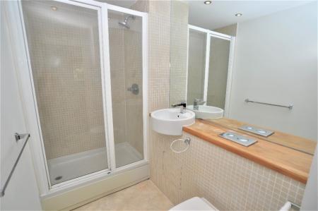 2 bedroom Flat to let in Woolners Way, Stevenage, SG1