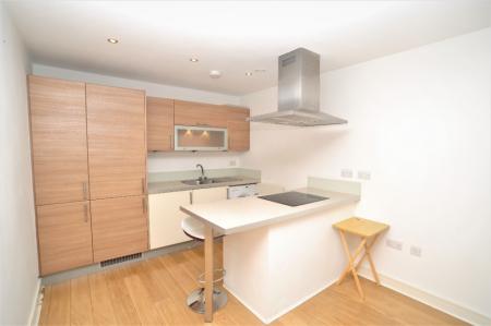 2 bedroom Flat to let in Woolners Way, Stevenage, SG1