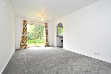 1 bedroom Flat to let in Chestnut Court, Bedford Road, Hitchin, SG5