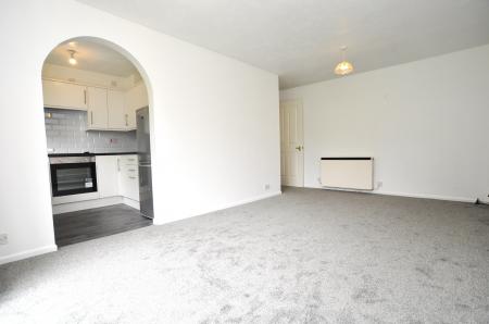 1 bedroom Flat to let in Chestnut Court, Bedford Road, Hitchin, SG5