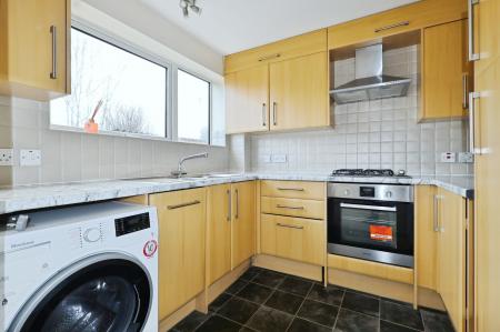 3 bedroom Semi-detached house for sale in Bowmans Avenue, Hitchin