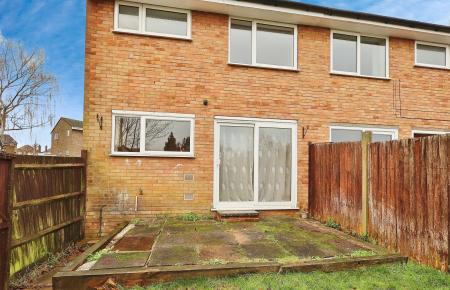 3 bedroom Semi-detached house for sale in Bowmans Avenue, Hitchin