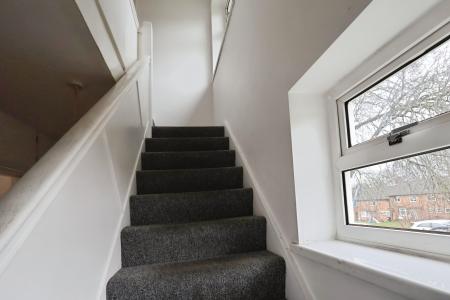 3 bedroom Semi-detached house for sale in Hillfield Avenue, Hitchin