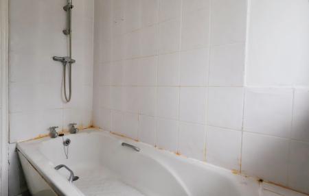 3 bedroom Semi-detached house for sale in Hillfield Avenue, Hitchin