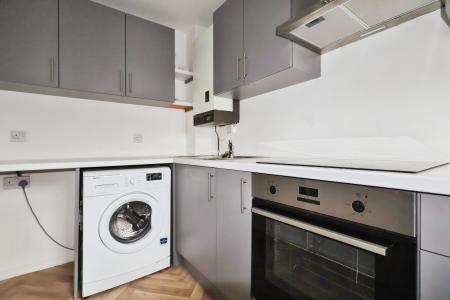 2 bedroom Terraced House for sale in Campbell Close, Hitchin