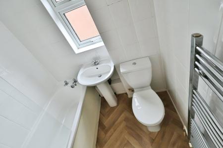 2 bedroom Terraced House for sale in Campbell Close, Hitchin