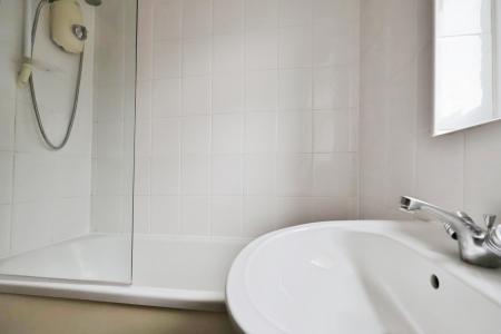 2 bedroom Terraced House for sale in Campbell Close, Hitchin