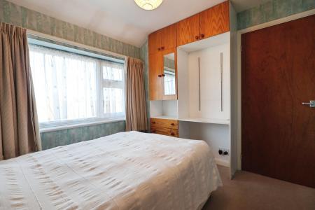 3 bedroom Semi-detached house for sale in Westwood Ave, Hitchin