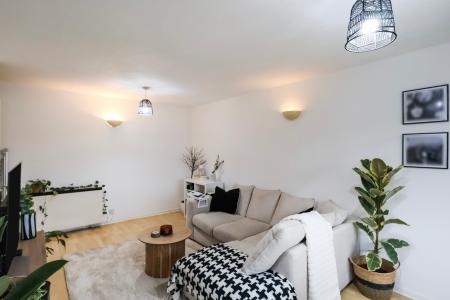 1 bedroom Flat for sale in Chestnut Court, Hitchin