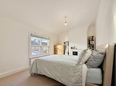 3 bedroom Terraced House to let in Kings Road, Hitchin, SG5