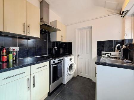 3 bedroom Terraced House to let in Kings Road, Hitchin, SG5