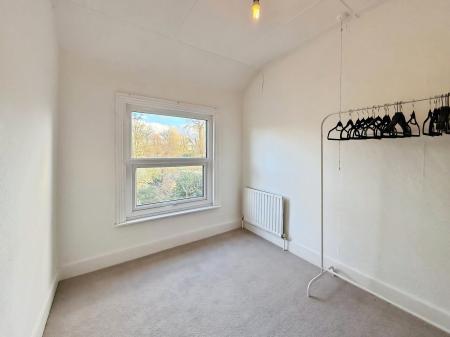 3 bedroom Terraced House to let in Kings Road, Hitchin, SG5