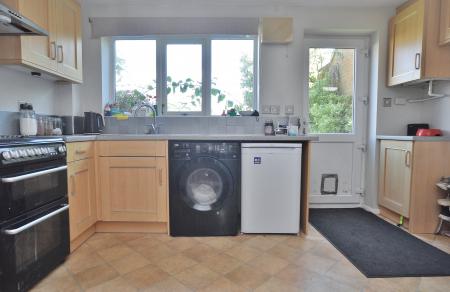 2 bedroom Semi-detached house for sale in Symonds Road, Hitchin