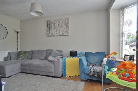 2 bedroom Semi-detached house for sale in Symonds Road, Hitchin