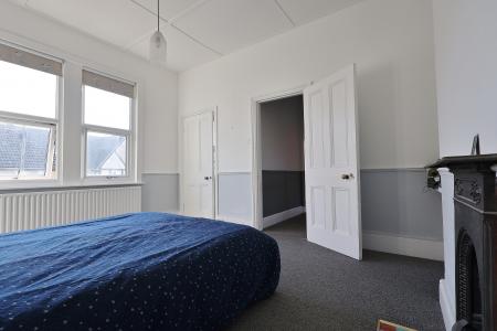 4 bedroom Detached house for sale in High Street, Arlesey