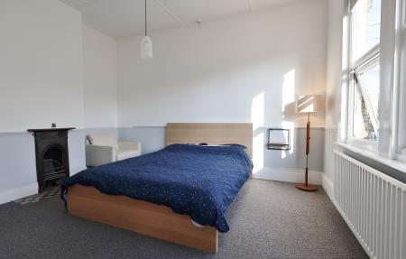 4 bedroom Detached house for sale in High Street, Arlesey