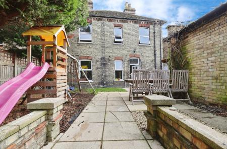 4 bedroom Detached house for sale in High Street, Arlesey