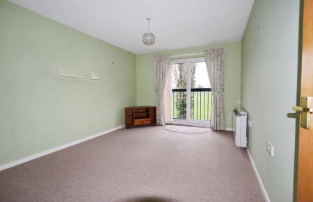 1 bedroom Flat for sale in Regal Court, Bancroft, Hitchin