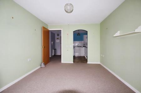 1 bedroom Flat for sale in Regal Court, Bancroft, Hitchin