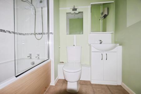 1 bedroom Flat for sale in Regal Court, Bancroft, Hitchin