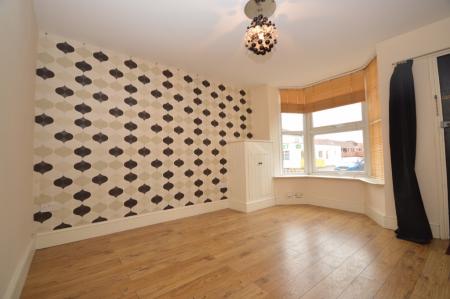 3 bedroom Terraced House to let in Nightingale Road, Hitchin, SG5