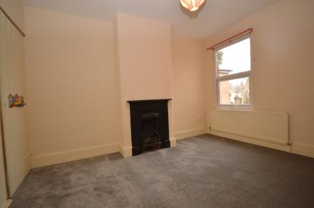 3 bedroom Terraced House to let in Nightingale Road, Hitchin, SG5