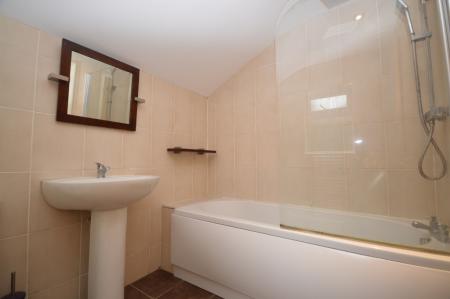 3 bedroom Terraced House to let in Nightingale Road, Hitchin, SG5