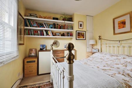 2 bedroom Terraced House for sale in High Street, Whitwell