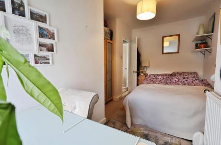 2 bedroom Terraced House for sale in High Street, Whitwell