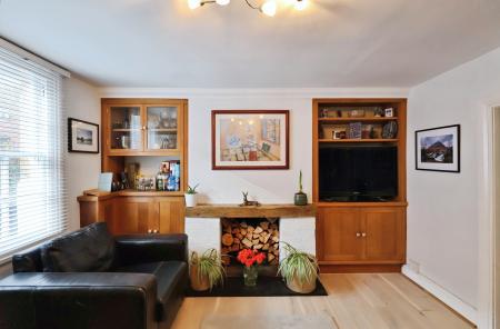 2 bedroom Terraced House for sale in High Street, Whitwell