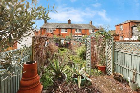 2 bedroom Terraced House for sale in High Street, Whitwell