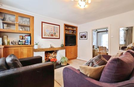 2 bedroom Terraced House for sale in High Street, Whitwell