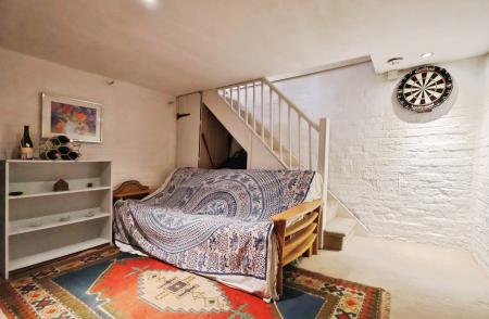 2 bedroom Terraced House for sale in High Street, Whitwell