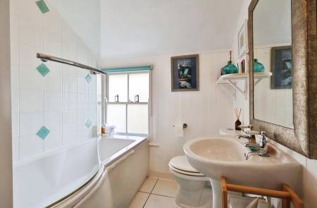 2 bedroom Terraced House for sale in High Street, Whitwell